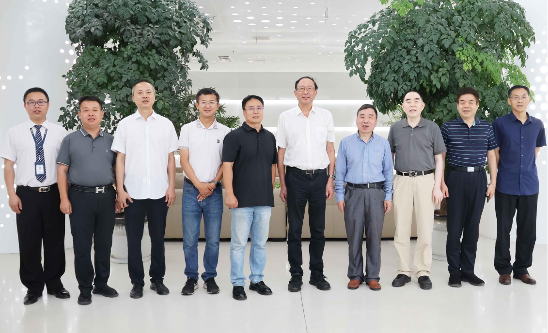 陳章良校長于文強(qiáng)教授一行蒞臨陜西醫(yī)賽爾參觀指導(dǎo)