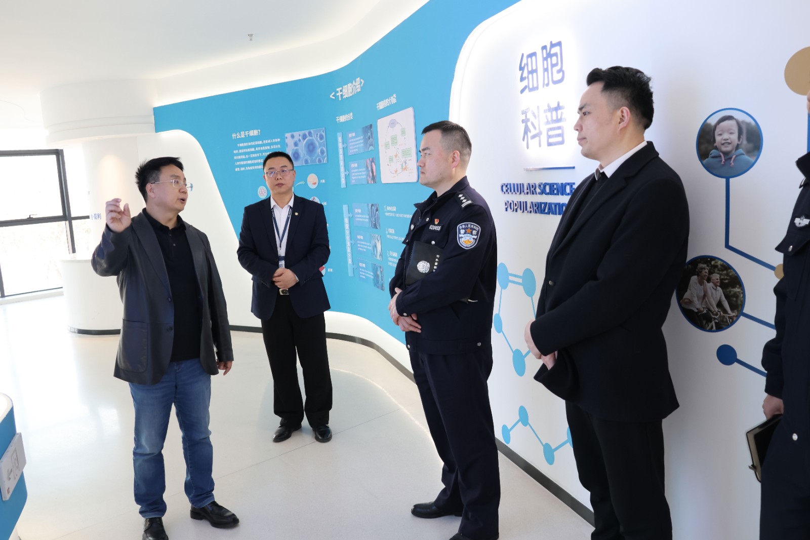 1754205515798167.jpg 1754205515798167.jpg