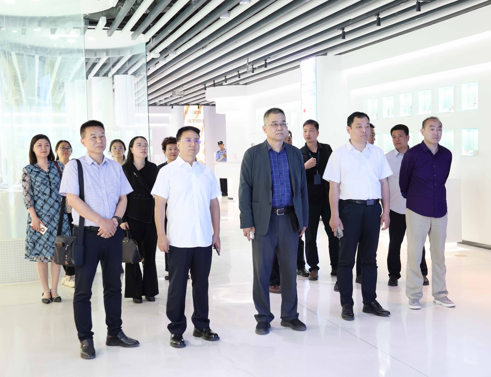 1754827281133774.jpg 1754827281133774.jpg