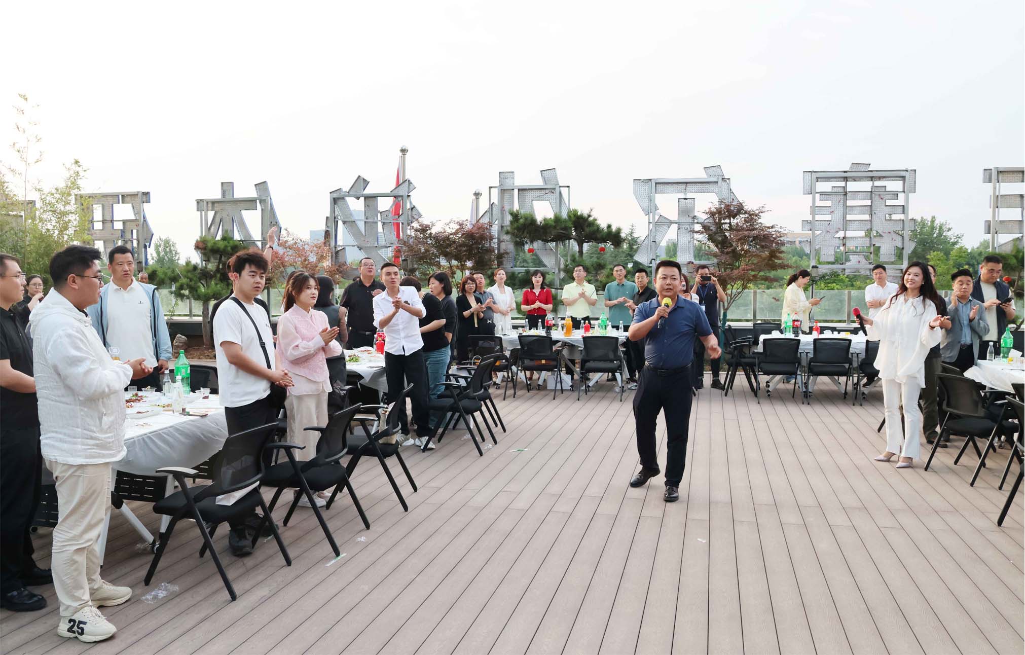 1754831872316683.jpg 1754831872316683.jpg