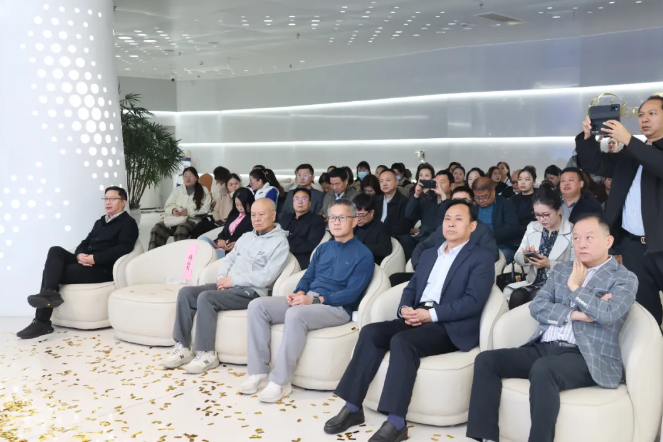 1761554621446326.png ScreenShot_2025-10-27_163948_861.png